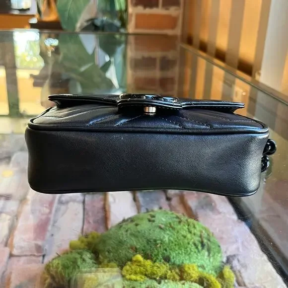GUCCI GG Marmont Mini Black Calfskin Matelasse Chain Belt Bag - Picture 4 of 11